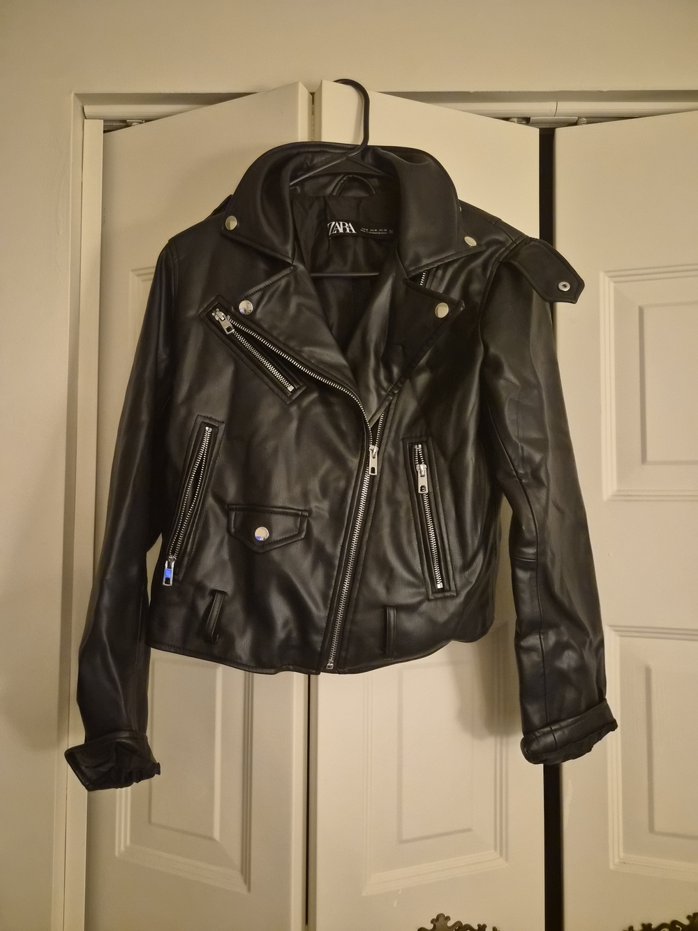 Women's Black Moto Jacket Like New